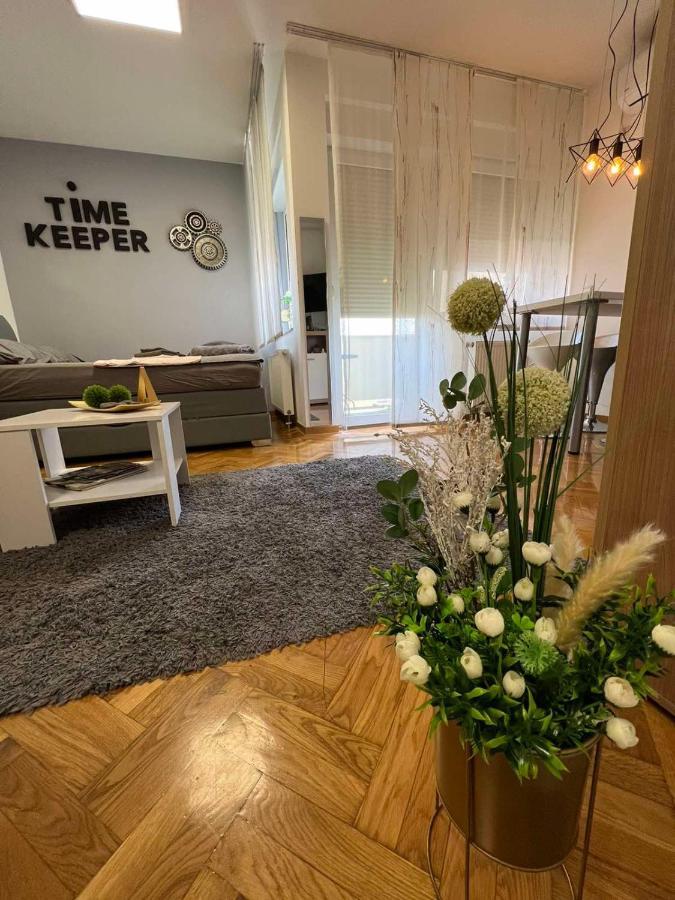 Апартаменти Time Keeper - Self Check In Осієк Екстер'єр фото